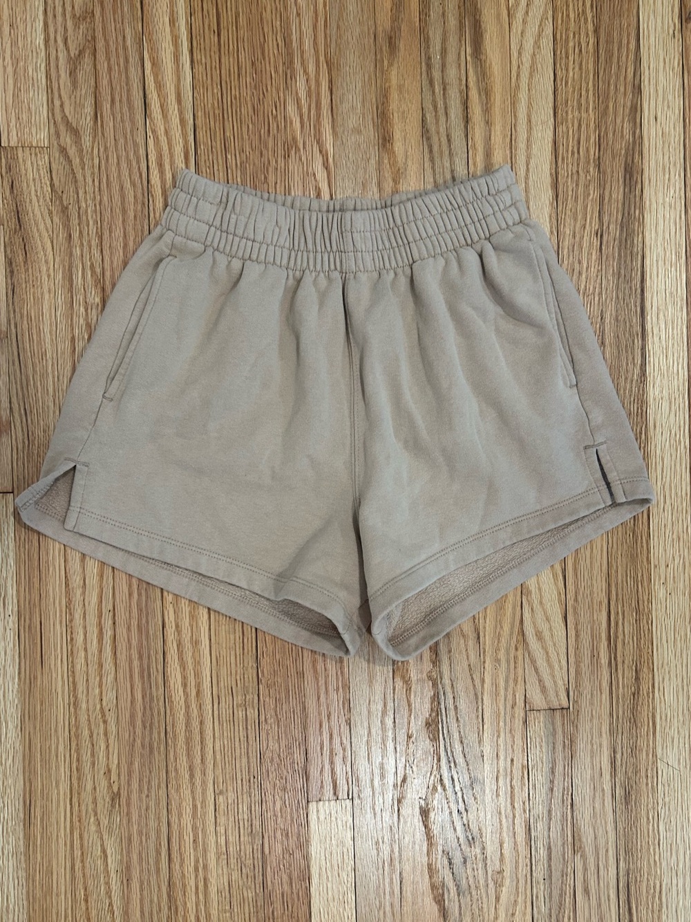 Abercrombie & Fitch Tan Elastic-Waist Athletic Longe Shorts